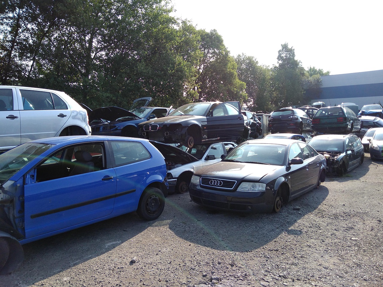 Firmen- und Flottenentsorgung – Abholung und Verwertung von Firmenfahrzeugen